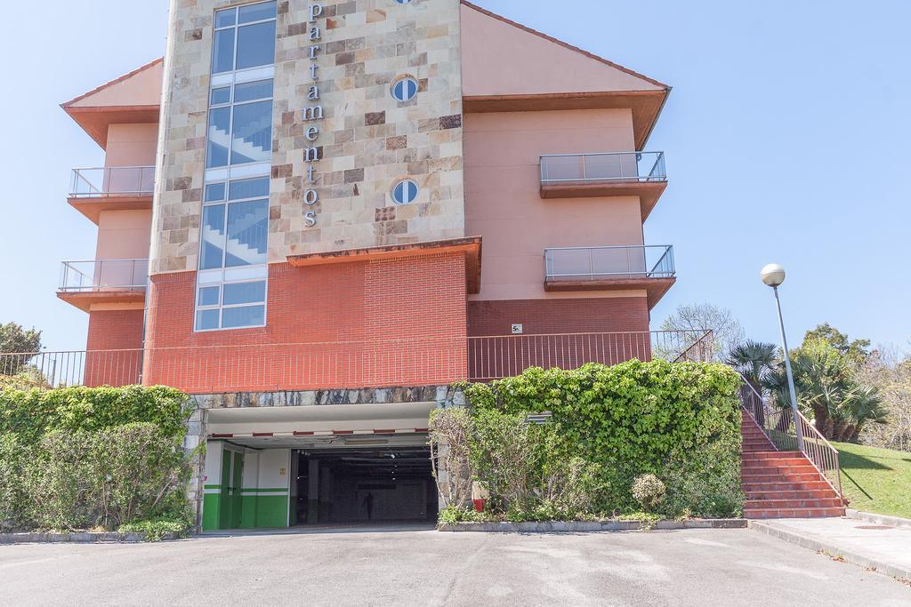 Apartamentos Mar Comillas Exteriör bild