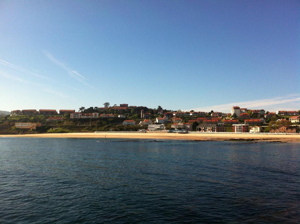 Apartamentos Mar Comillas Exteriör bild