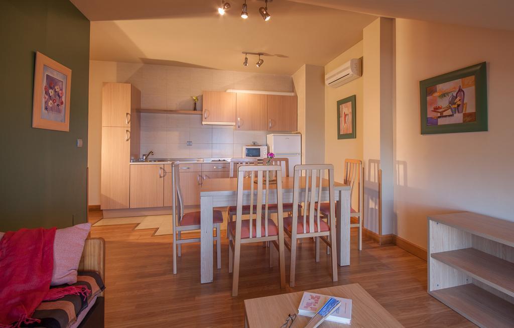 Apartamentos Mar Comillas Exteriör bild