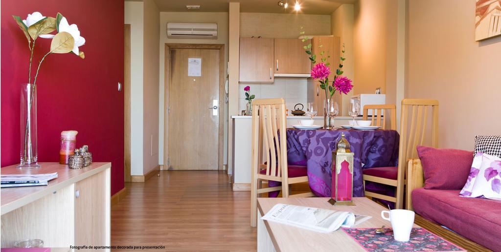 Apartamentos Mar Comillas Exteriör bild