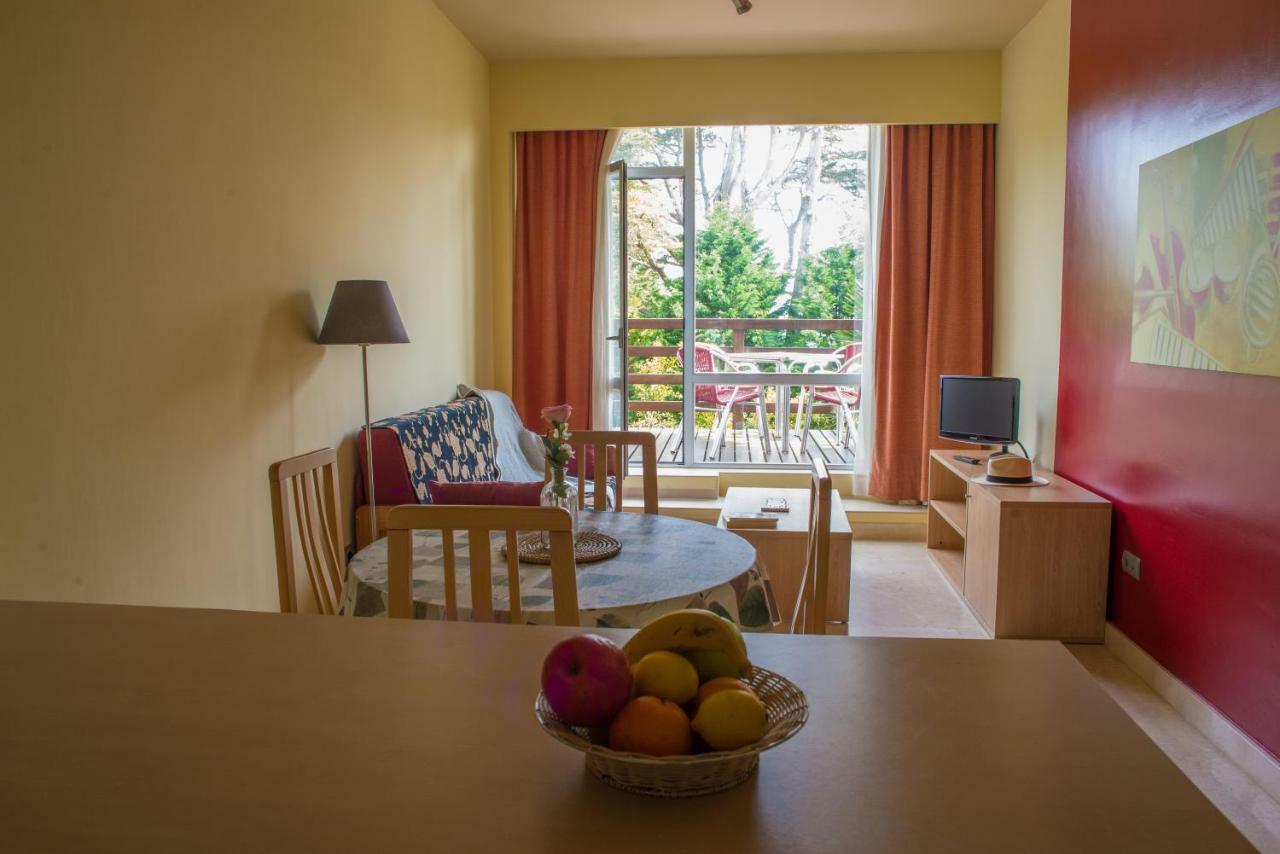 Apartamentos Mar Comillas Exteriör bild